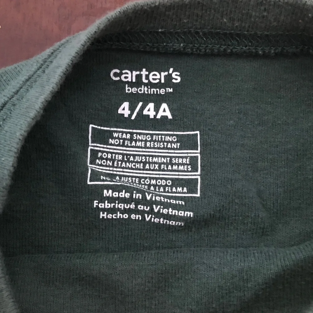 🧡 Carter's Dark Green Long-Sleeve Pj Tee with Yellow Dino Print